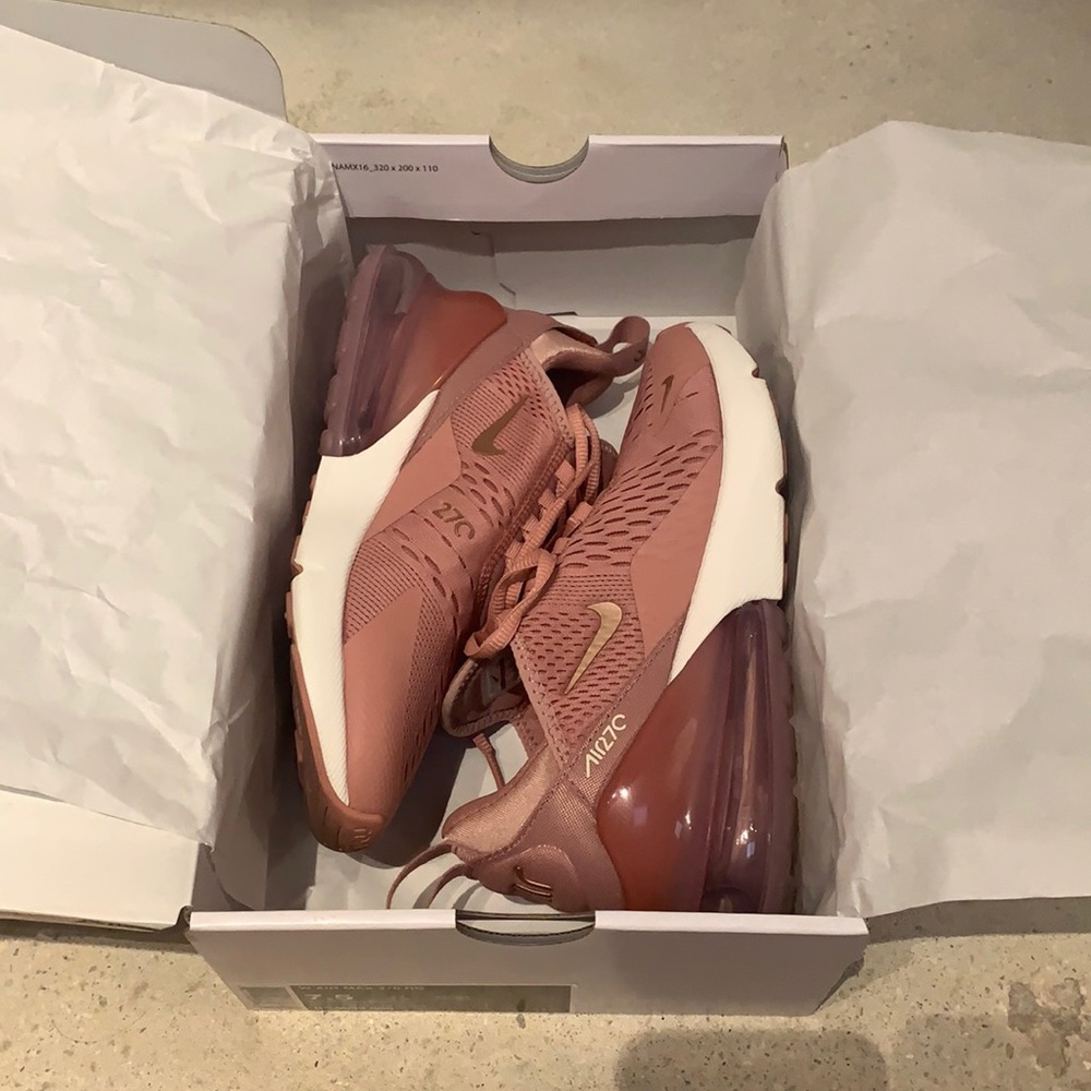 Air Max 270